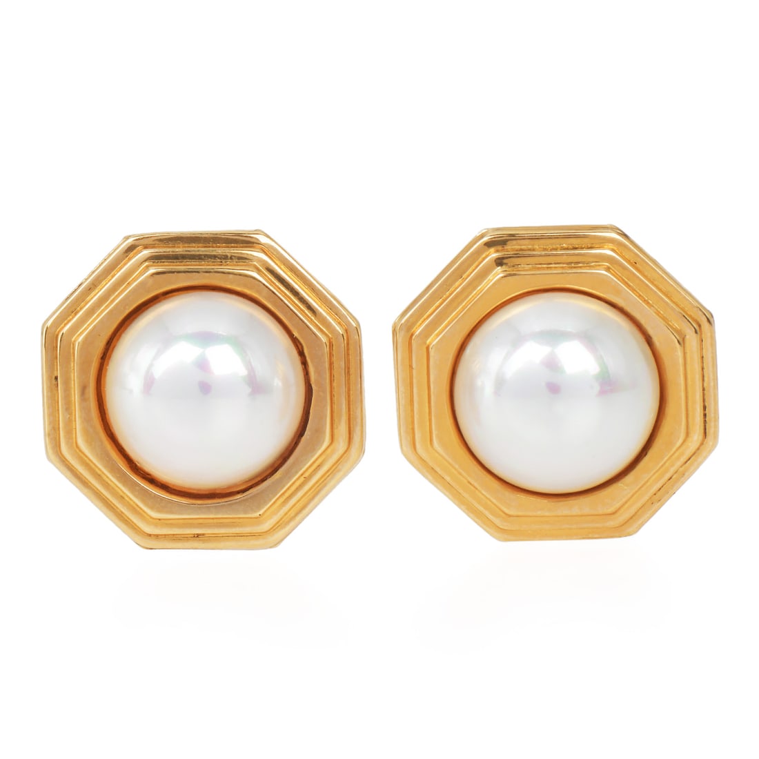 Mabe Pearl 14K Yellow Gold Octagonal Stud Earrings 4.6 grams: Mabe Pearl 14K Yellow Gold Octagonal Stud Earrings Metal: 14K Yellow Gold Measurements: Approximately 19 mm wide Total Weight: Approximately 4.6 grams