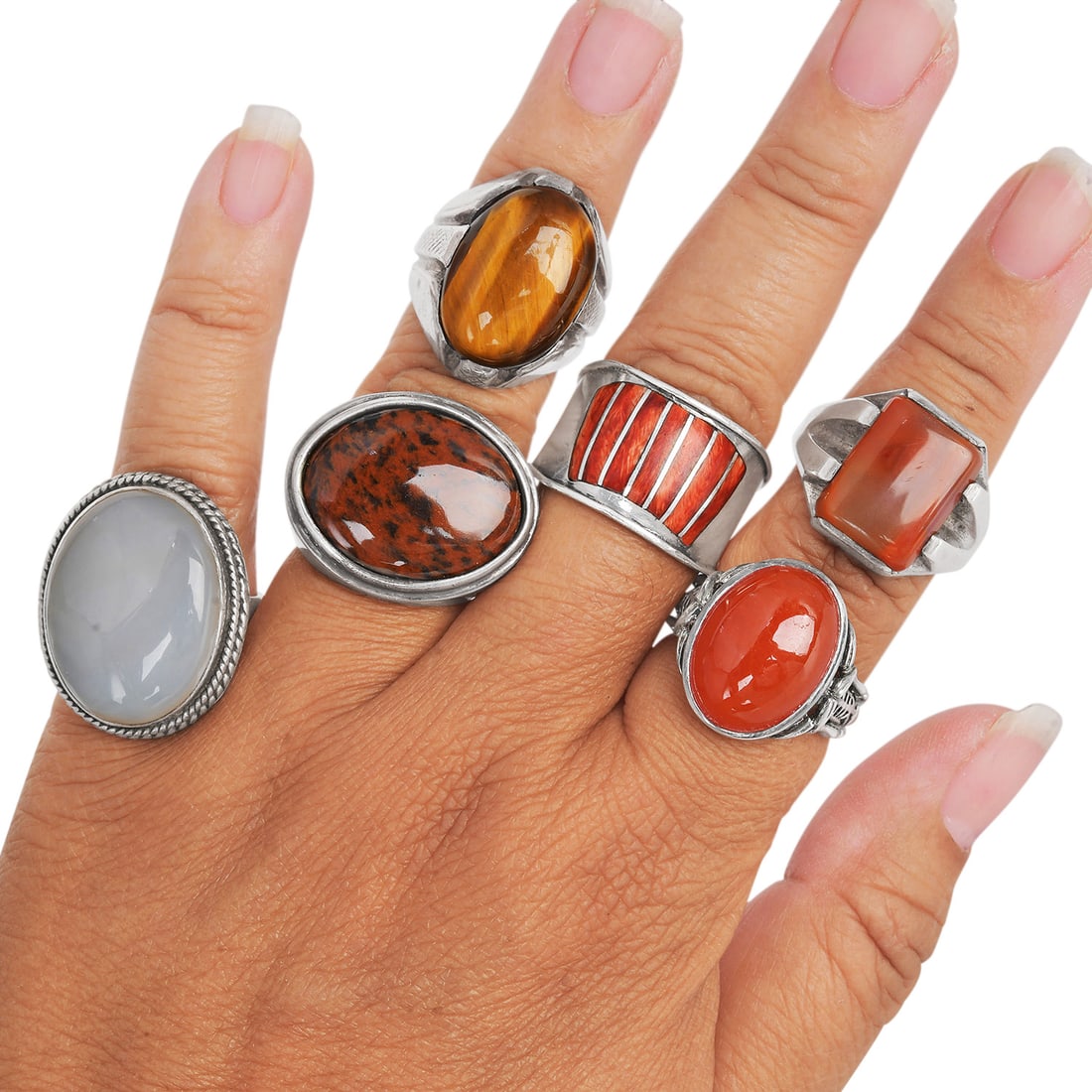 Vintage Agate Sterling Silver Large Cocktail Rings Lot 70.6 Grams: Vintage Agate Sterling Silver Large Cocktail Ring Lot Metal: Sterling Silver Total Weight: Approximately 70.6 grams Primary Stones: Agate Design: Large Cocktail Ring Lot Additional Details: Two rings