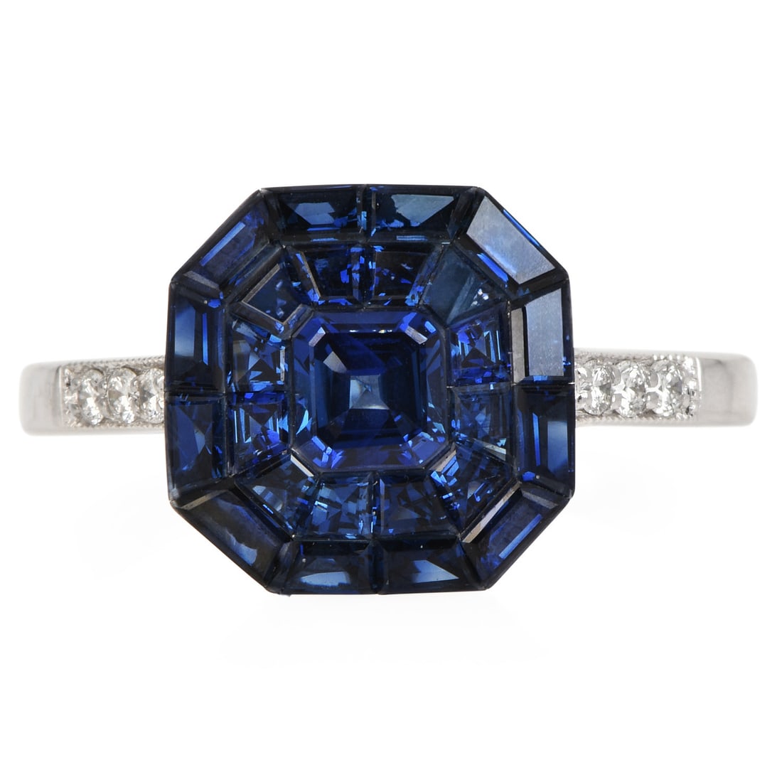 Estate Diamond 5.00cts Sapphire 14K White Gold Hexagon Band Ring: Estate Diamond & Sapphire 14K White Gold Hexagon Band Ring Metal: 14K White Gold Ring Size: Approximately 6.5 (Sizable) Total Weight: Approximately 3.5 grams