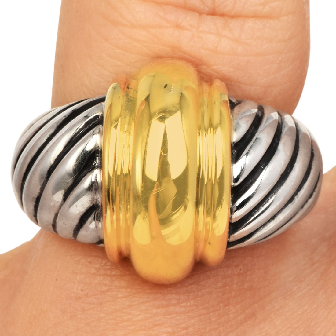 David Yurman 14K Yellow Gold Silver Two-Tone Cable Shrimp Ring 7 Grams: David Yurman 14K Yellow Gold & Silver Two-Tone Cable Shrimp Ring Designer: David Yurman Metal: 14K Yellow Gold and Silver Hallmark: "YURMAN" To