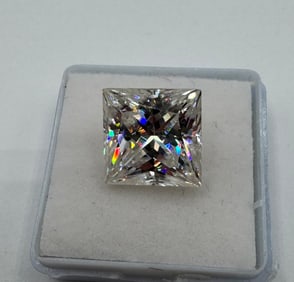 Princess Cut 10 CT Moissanite With Certificate Of Authenticity