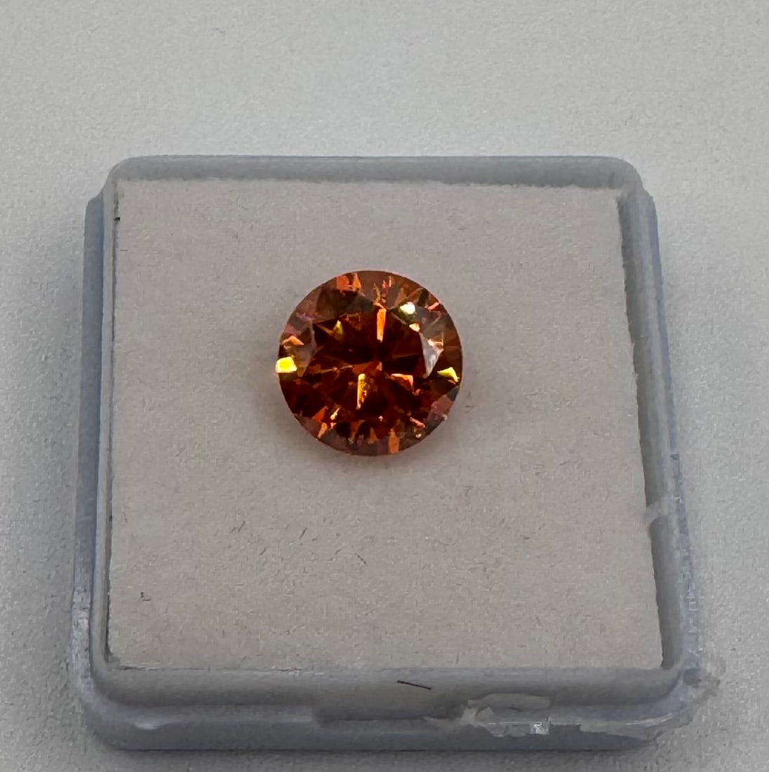 Orange Moissanite with Certificate Of Authenticity: 3 Carats Sweet Orange Moissanite with Certificate Of Authenticity