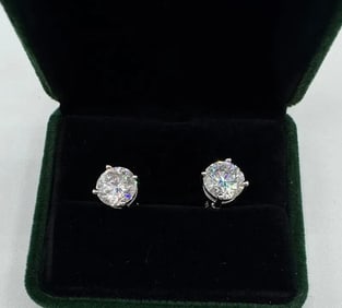 Pair Of 3 Carats Earrings Moissanite With Certificate Of Authenticity