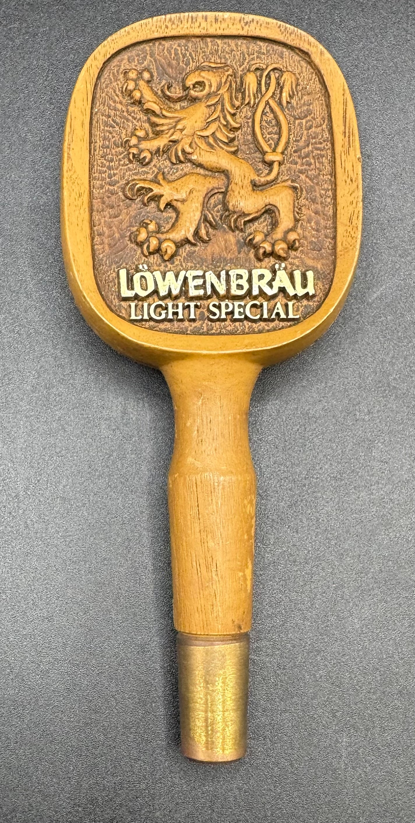 Lowenbrau Light Special Beer Tap Handle: Lowenbrau Light Special Beer Tap Handle. Approx size: 8 inches