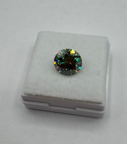 Yellow Green VVS Moissanite Stone