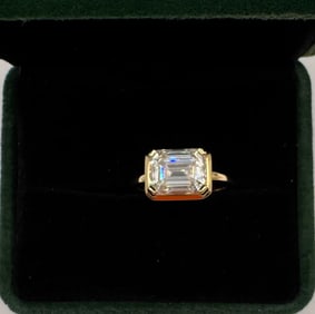 3 Carats VVS Moissanite Ring