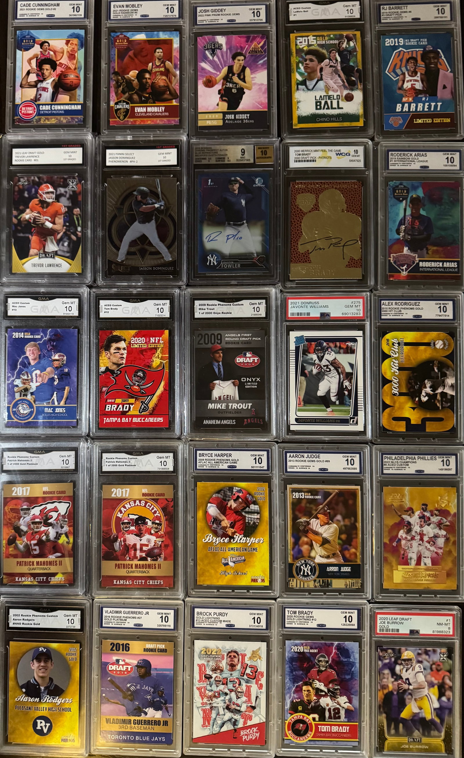 Mega-Lot of (25) High-Grade Slabbed Sports Cards - Mahomes, Brady, Trout, Burrow & More (1 of 1)