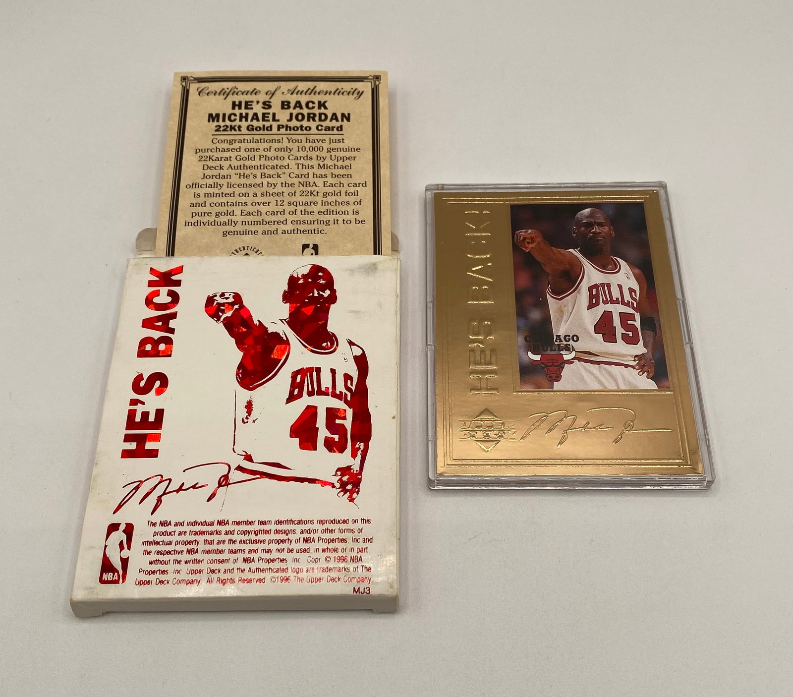 1996 Upper Deck "He's Back" Michael Jordan 22Kt Gold Photo Card - Box & COA: 1996 Upper Deck "He's Back" Michael Jordan 22Kt Gold Photo Card - Box & COA