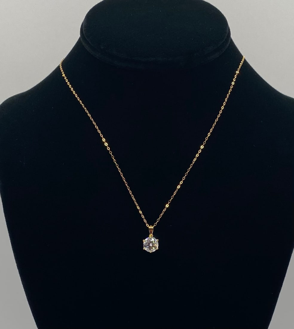 Round Moissanite VVS Necklace (1 of 2)