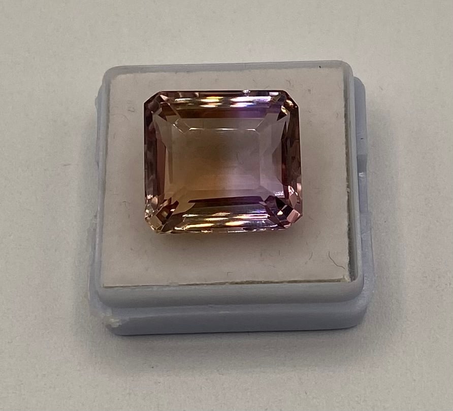 19.28 Cts Natural Bicolor Ametrine Loose Gemstone Certified (1 of 1)