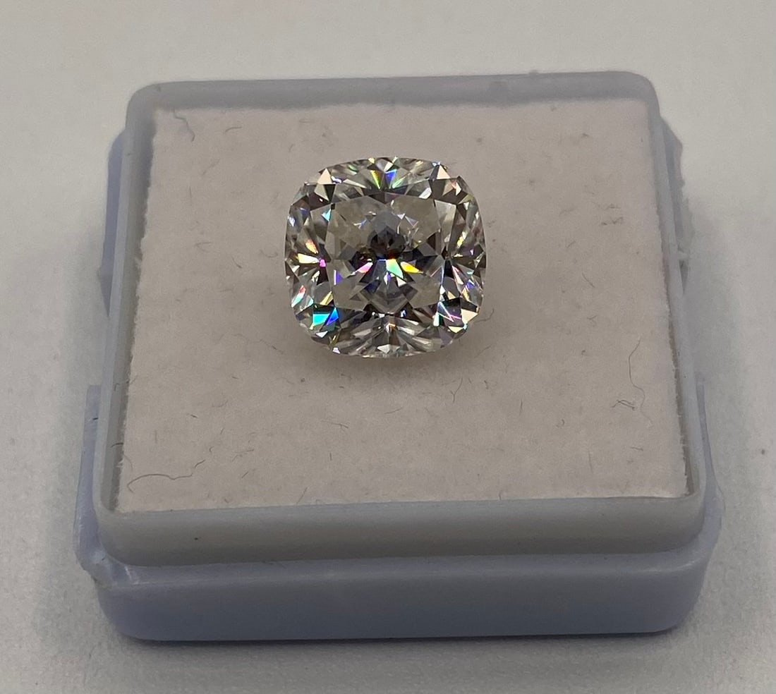 4.5 Carats VVS1 Moissanite Stone: 4.5 Carats D Color VVS1 Moissanite Stone. It passes for diamond using diamond tester . It comes with a certificate