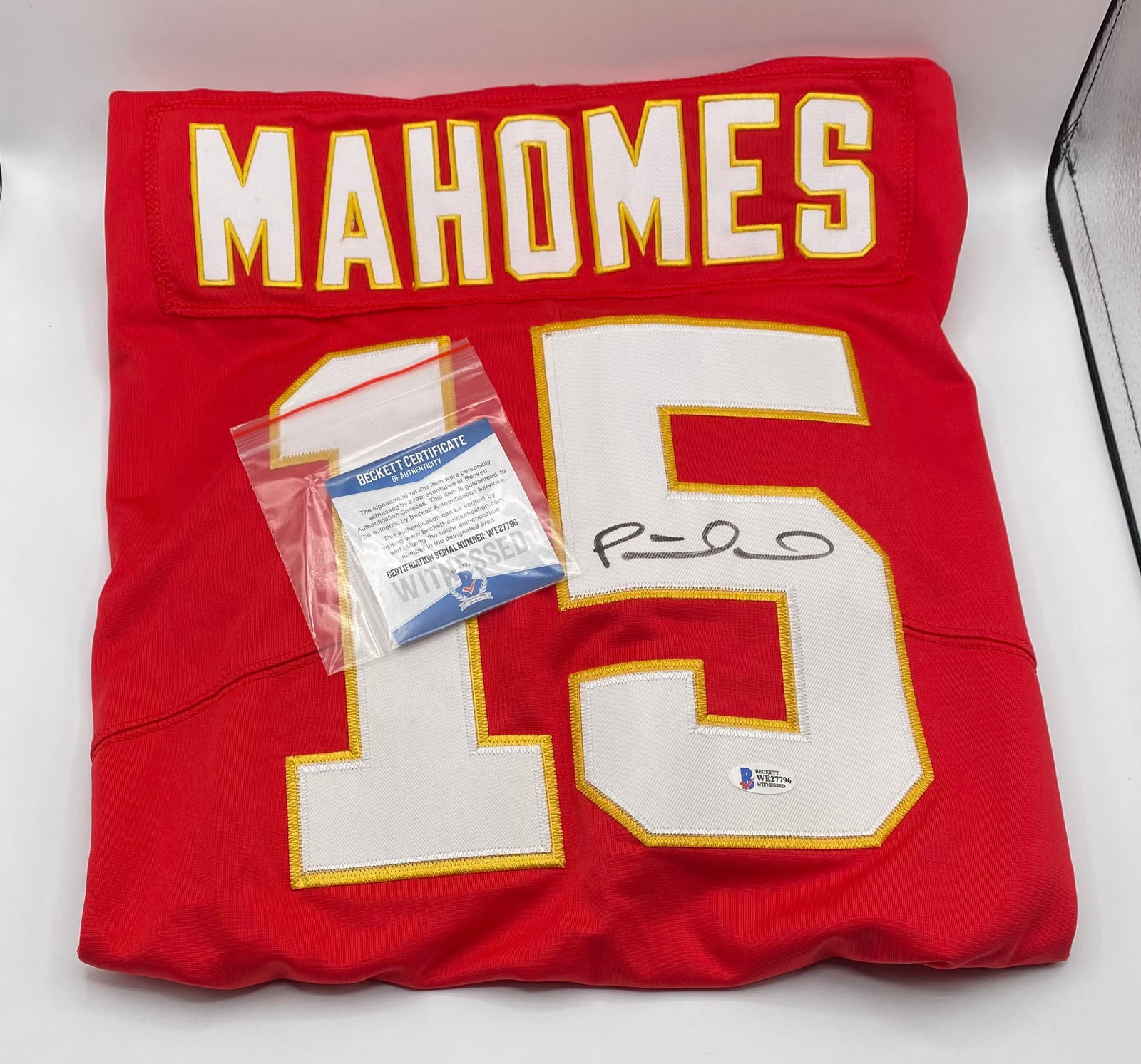 Patrick Mahomes Autographed Jersey - Beckett Witnessed COA (1 of 2)
