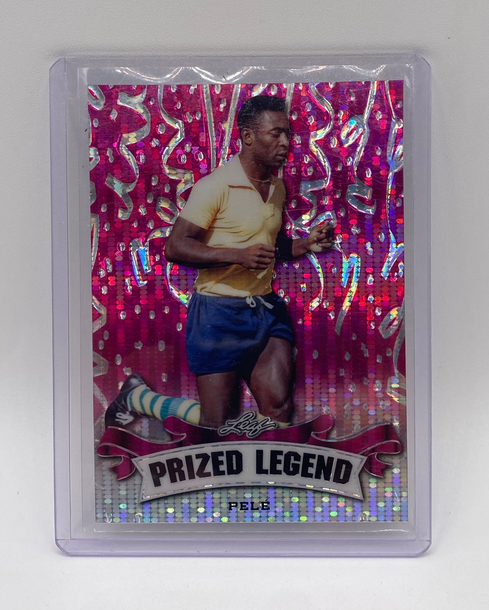 Pele Pink Holo Card /10: 2023 Leaf "Prized Legend" Pelé Foil Holo Card - Brazil Soccer Legend