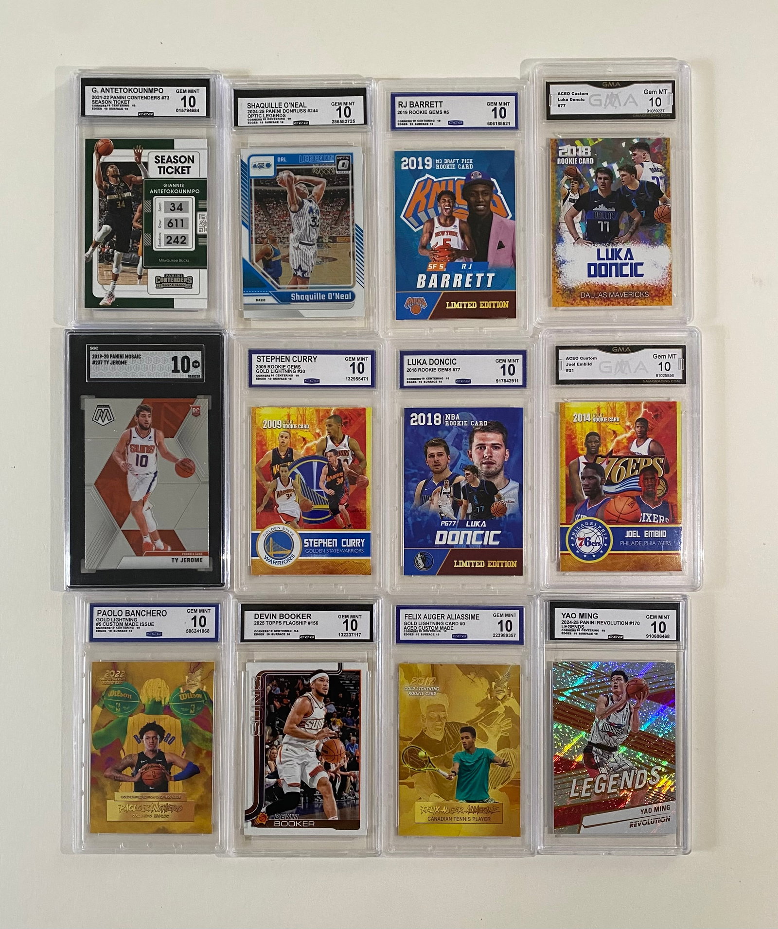 Stephen Curry, Luka Doncic, Shaquile Oneal, Giannis, Yao Ming, Ty Jerome & More Lot (1 of 1)