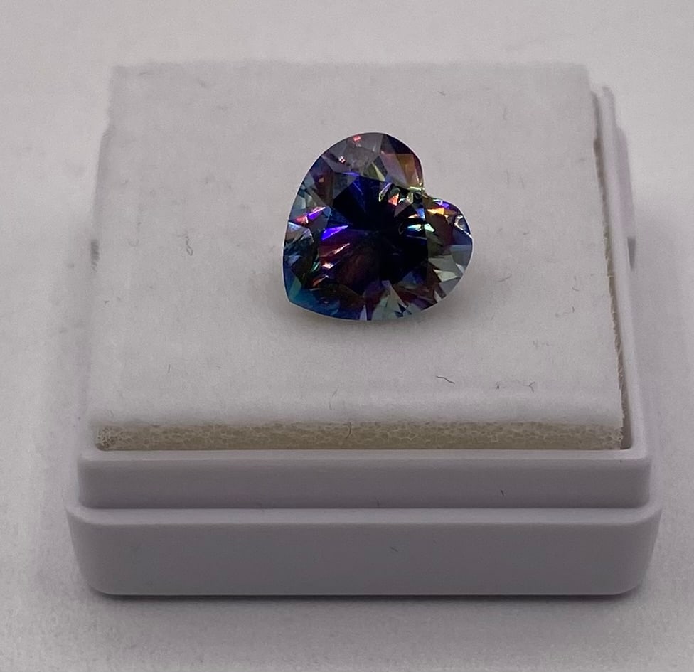 3 Carats Heart Shape Rainbow VVS Stone: 3.00 CT VVS1 Rainbow Color Heart Cut Loose Moissanite w/ Certificate - Diamond Tester Pass