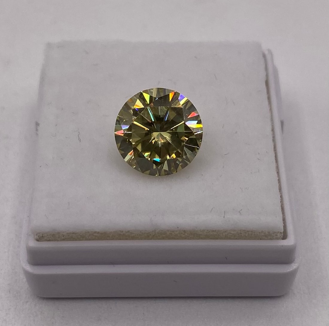 3 Carats Olive Yellow VVS Stone: 3.00 CT VVS1 Olive Yellow Color Round Cut Loose Moissanite w/ Certificate - Diamond Tester Pass