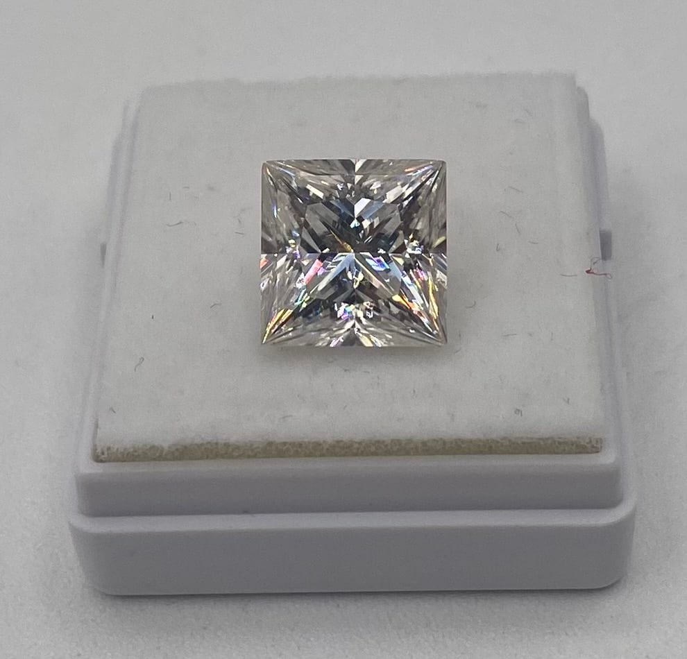 5.00 CT Princess Cut VVS1 Loose Moissanite – Passes Diamond Tester Certified (1 of 1)