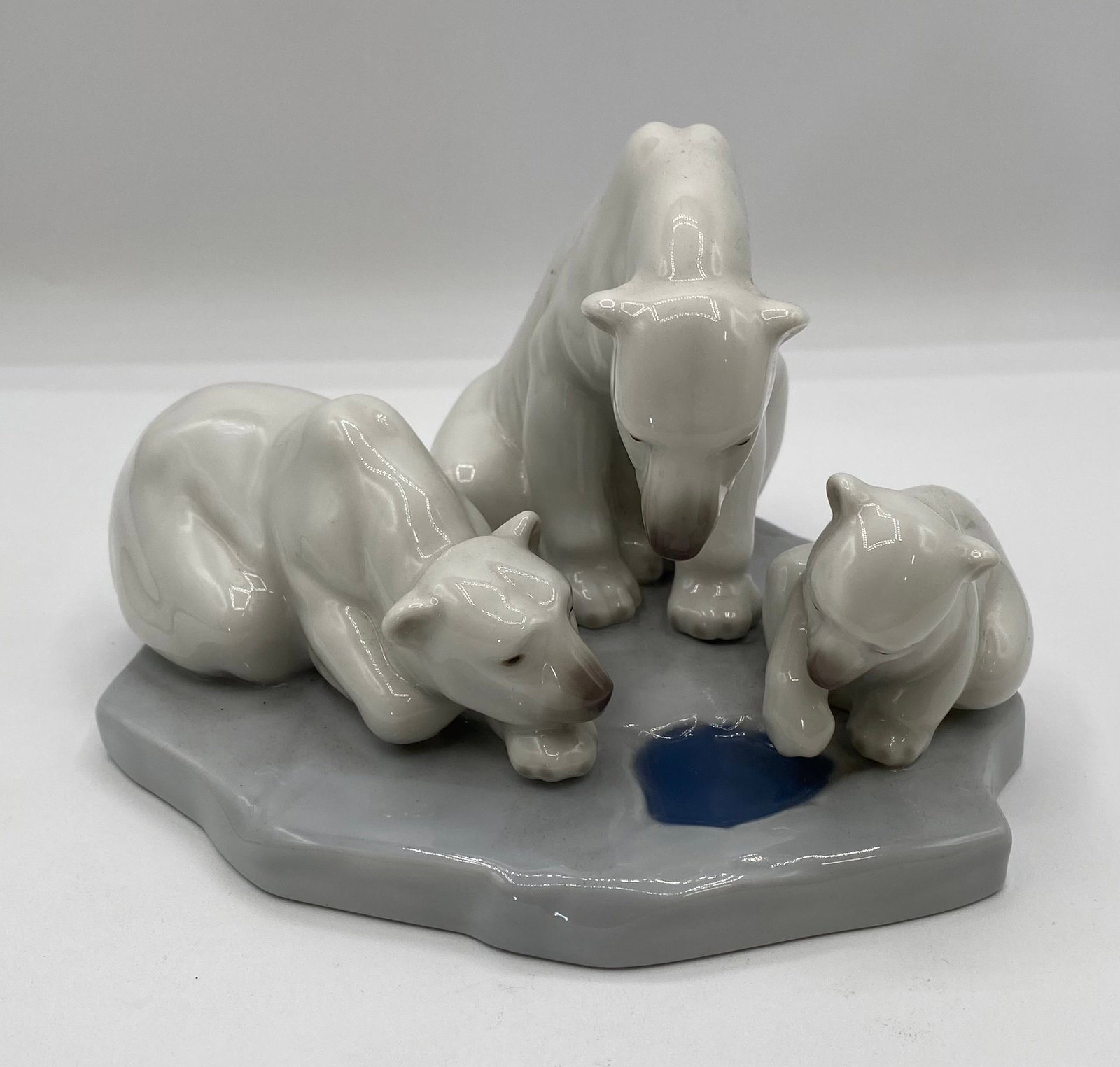 Lladro Spanish Porcelain Figurine "Bear Family" / "Bears on Ice" #1443: Up for auction is an authentic glazed porcelain figurine by Lladro, titled "Bear Family" (or "Polar Bears on Ice"), model #1443. Sculpted by Juan Huerta, this piece depicts a mother polar bear and two