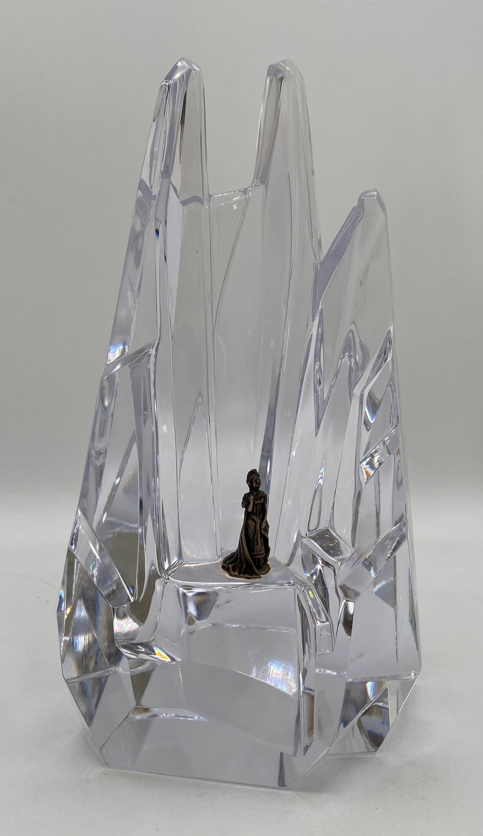 Vintage Lucite / Acrylic Crystal Ice Mountain Sculpture w/ Miniature Maiden Figure: Up for auction is a striking vintage faceted lucite / acrylic sculpture depicting jagged ice mountain peaks or a crystal cave structure. Set within the recessed central cavern is a detailed miniature 
