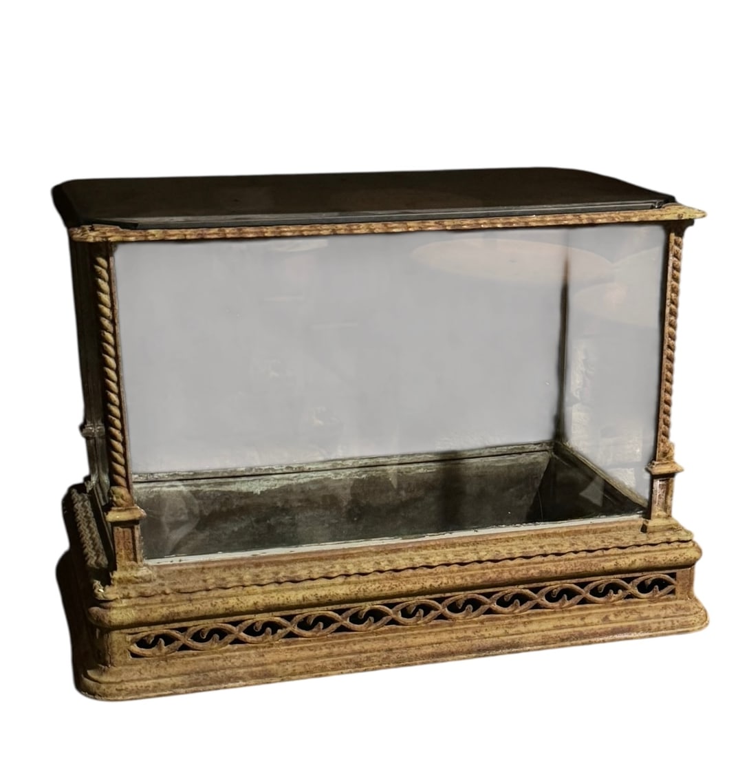 A very rare antique Victorian terrarium: A very rare antique Victorian terrarium. DIMENSIONS: 24”W x 14”D x 16”H