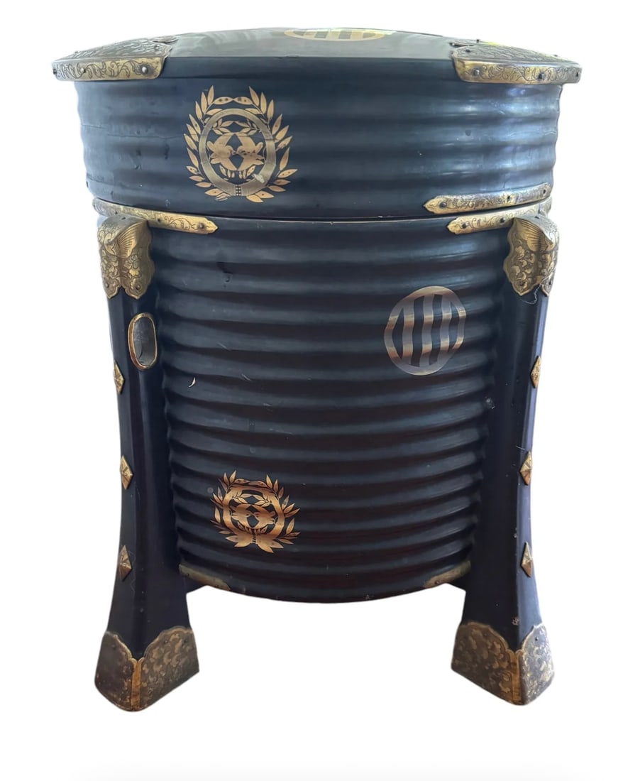 Antique Japanese black and gold lacquered wood hakko bako box: Antique Japanese black and gold lacquered wood hakko bako box. DIMENSIONS: 15"D x 18"H