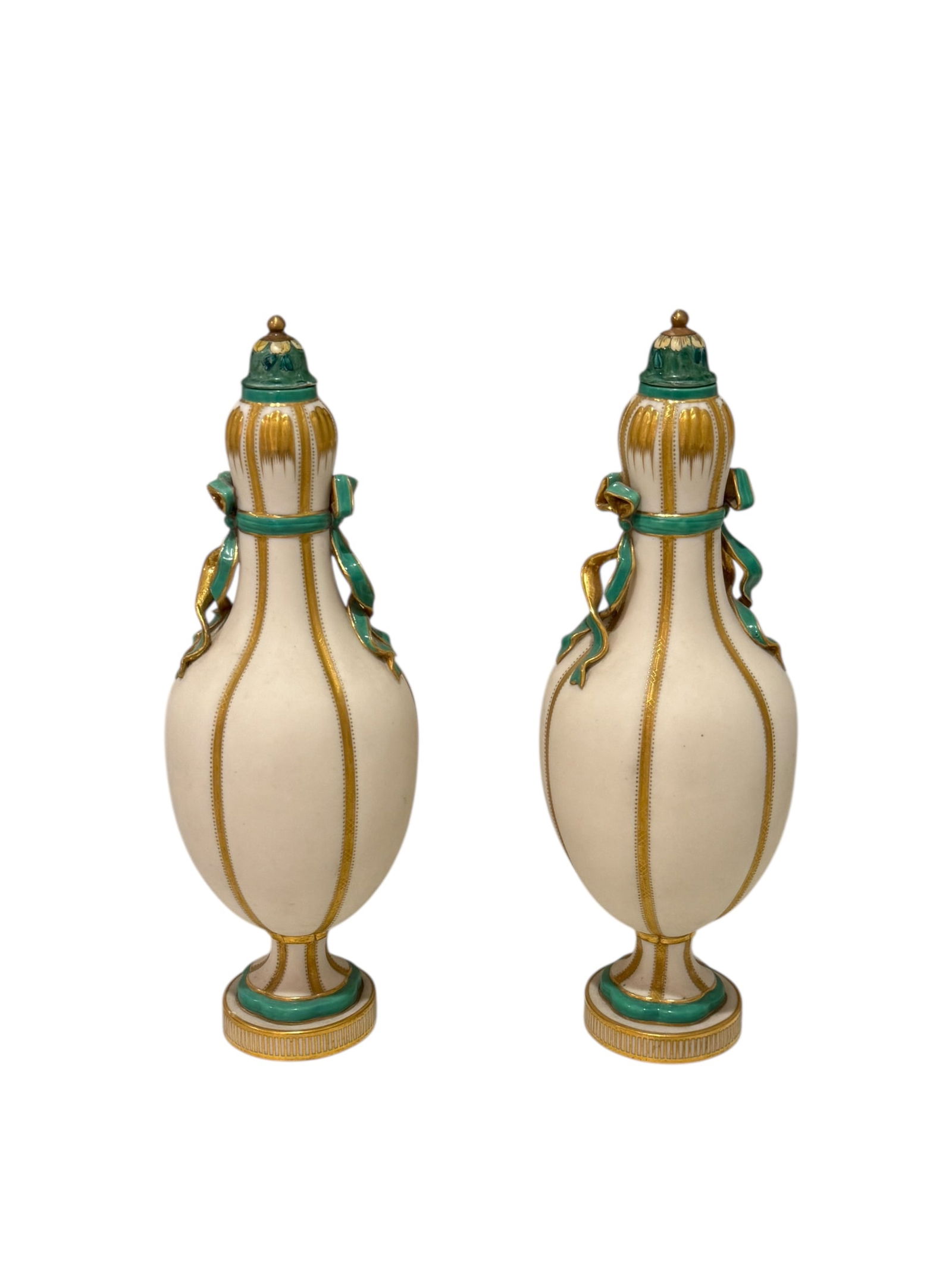 Pair of rare Japonisme Minton vases (1 of 4)