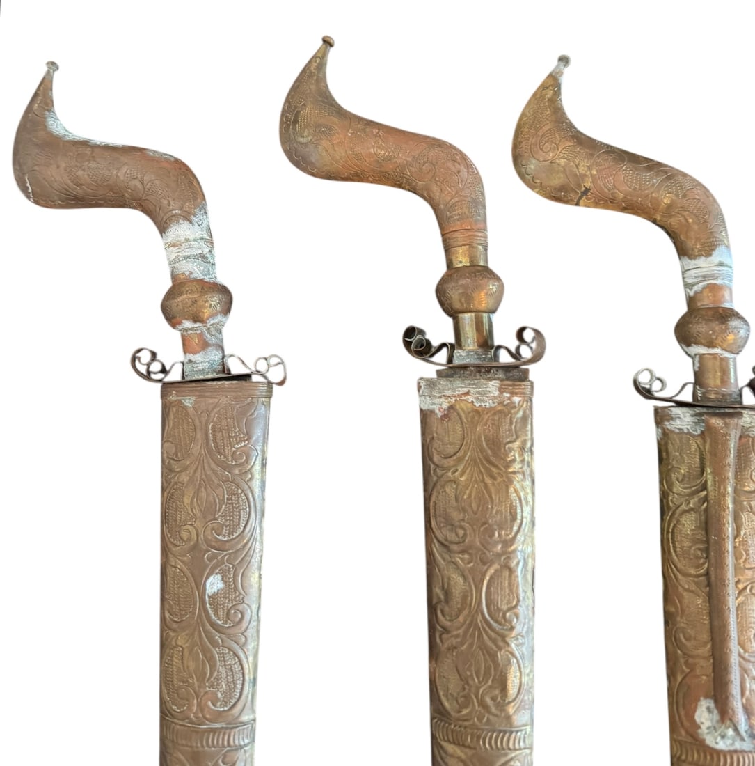 Five antique Thai daggers - 6