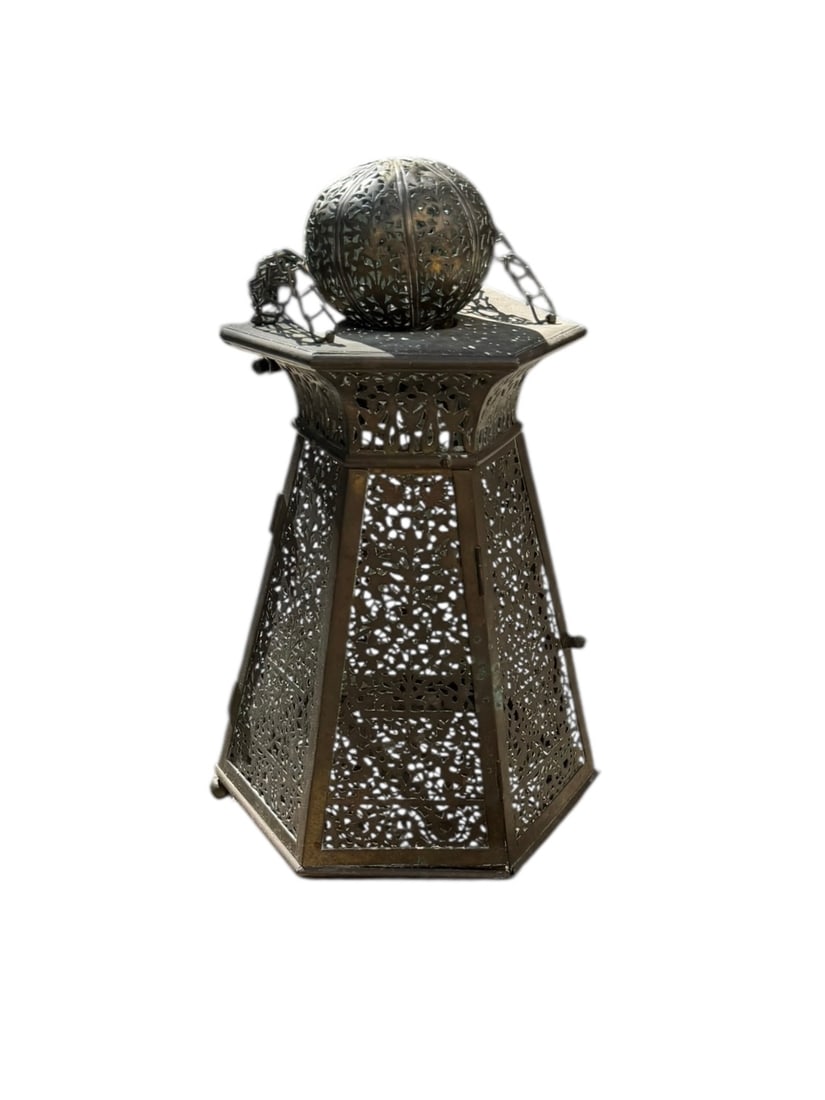Moroccan metal fretwork handheld lantern (1 of 3)
