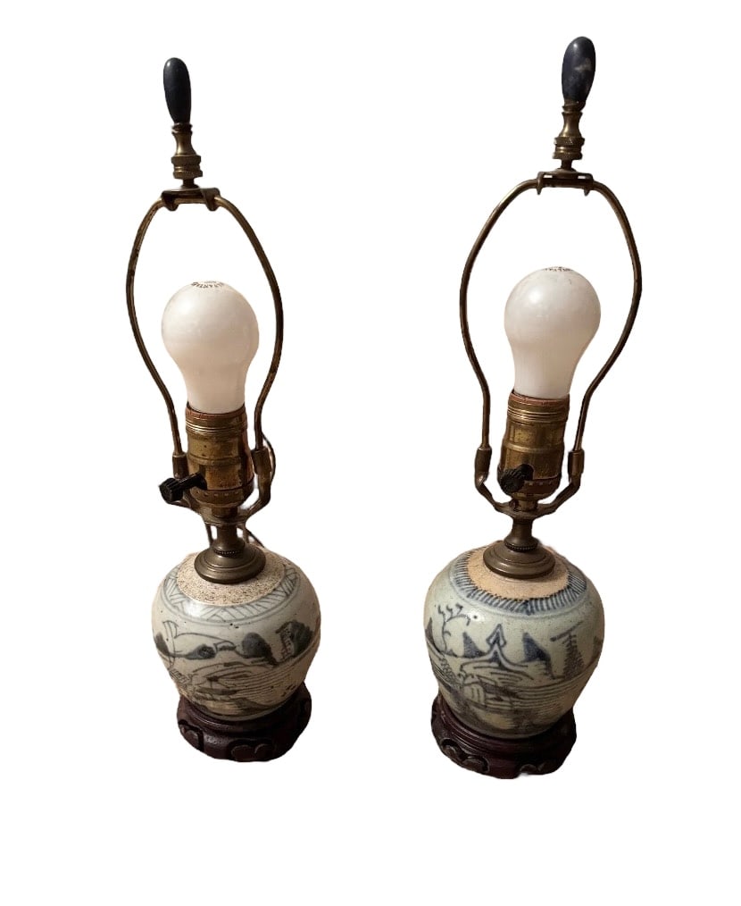 Pair of miniature Chinese blue and white ceramic lamps: Pair of miniature Chinese blue and white ceramic lamps. DIMENSIONS: 4"D x 15"H