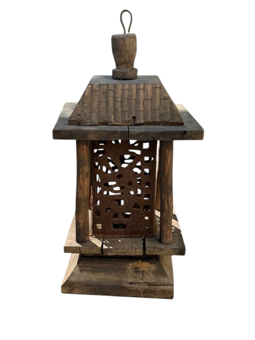 Vintage Chinese wood and metal lantern (1 of 3)