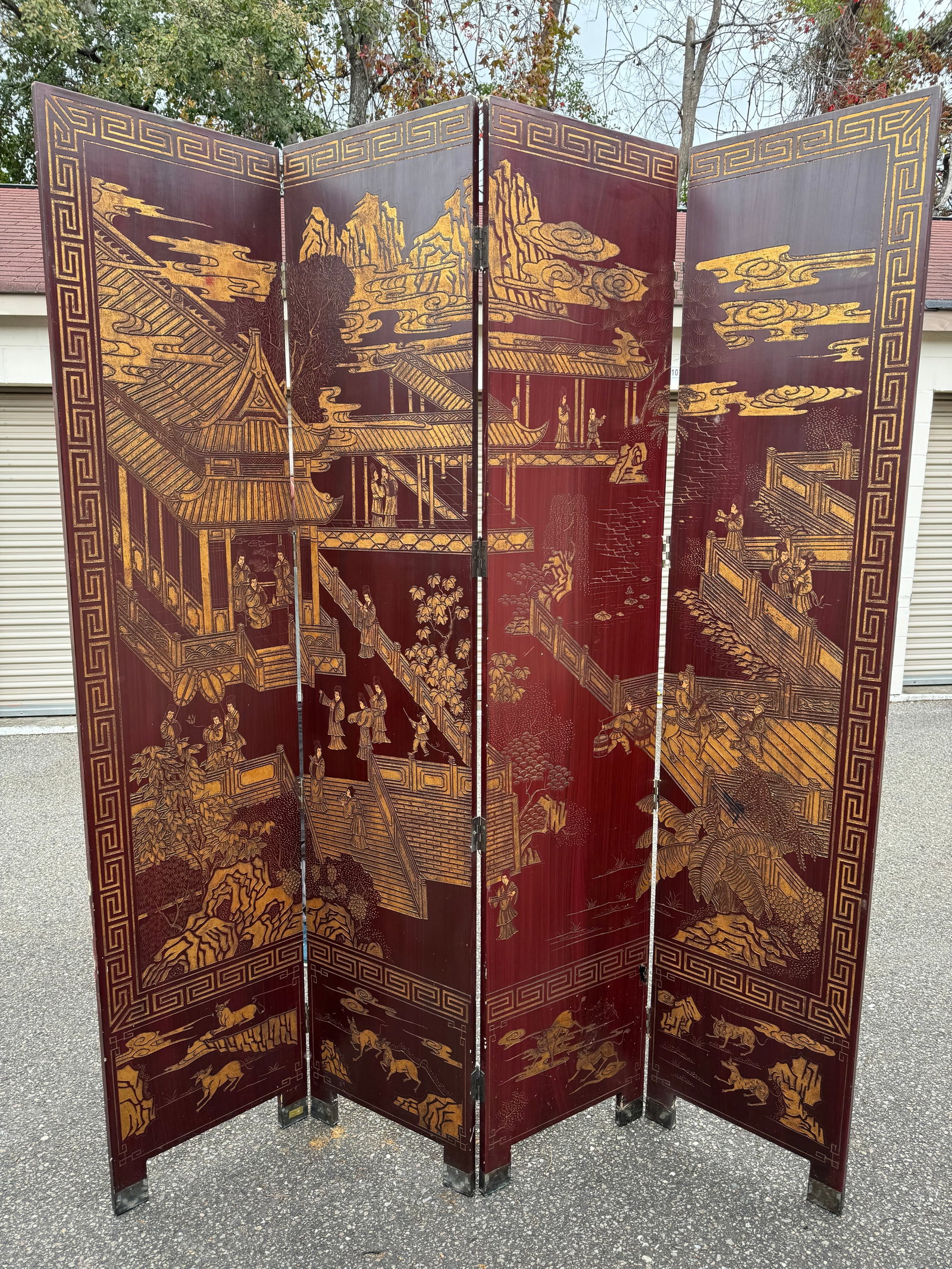 Vintage Chinese 4-panel red coromandel wood screen with beautiful Greek key border (1 of 11)