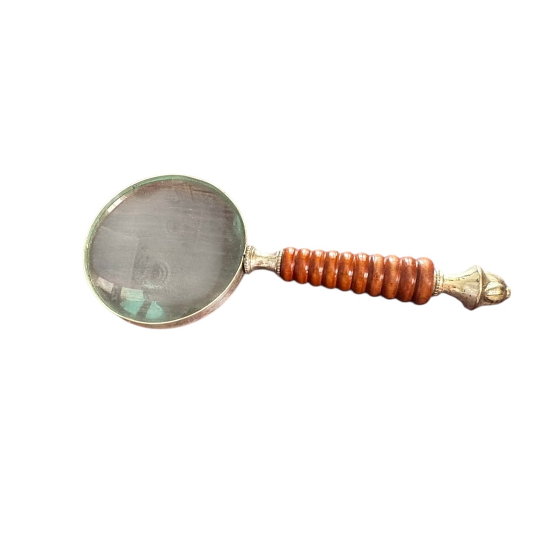 Wooden detail magnifying glass: Wooden detail magnifying glass