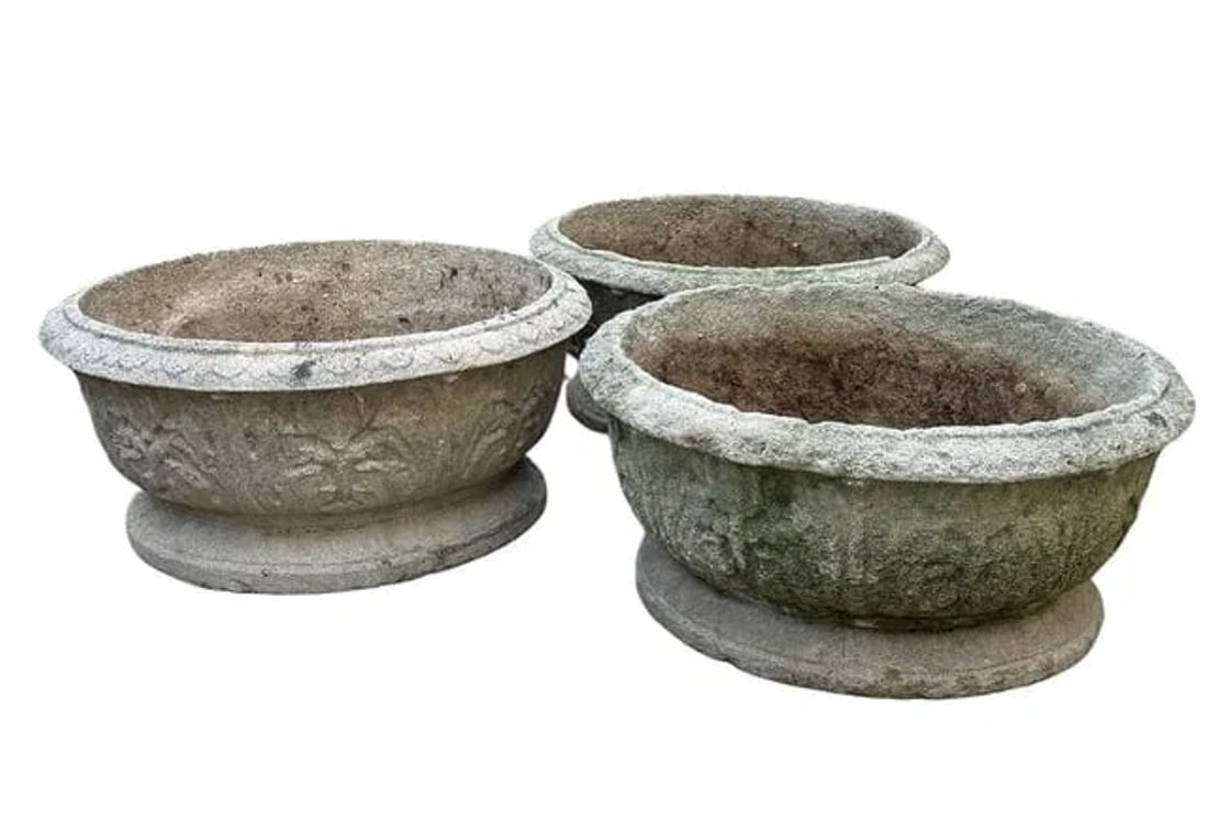 Set of 3 antique English stone acanthus planters: Set of 3 antique English stone acanthus planters. DIMENSIONS: 18"W 18"D x 7.5"H