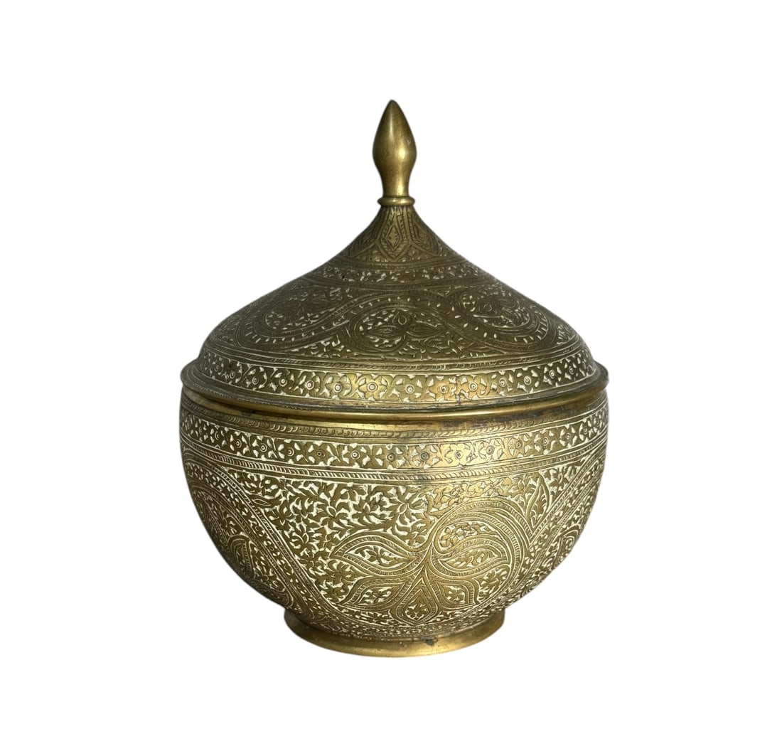 Antique kashmiri box: An antique Kashmiri trinket box. DIMENSIONS: 4.5"D (Top) x 2.5"D (Base) x 5.5"H