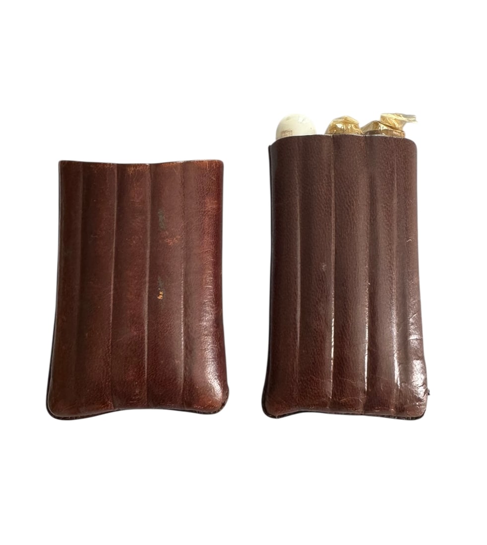 Leather portable cigar case (1 of 6)