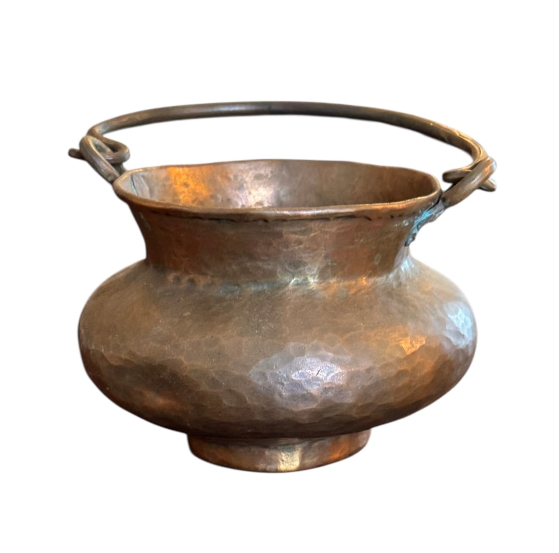 Antique small handled copper bowl: Antique small handled copper bowl. DIMENSIONS: 4.5"Dx 8"H