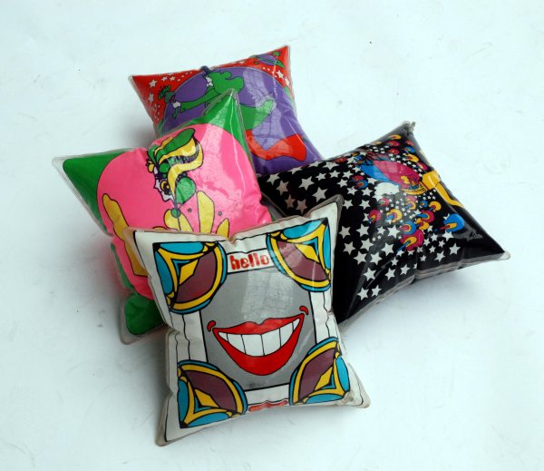 "Peter Max, Four Inflatable Cushions, Pop Art, ar: "Peter Max, Four Inflatable Cushions, Pop Art, around 1967. Serigraph on PVC foil.€ 700 - 900"