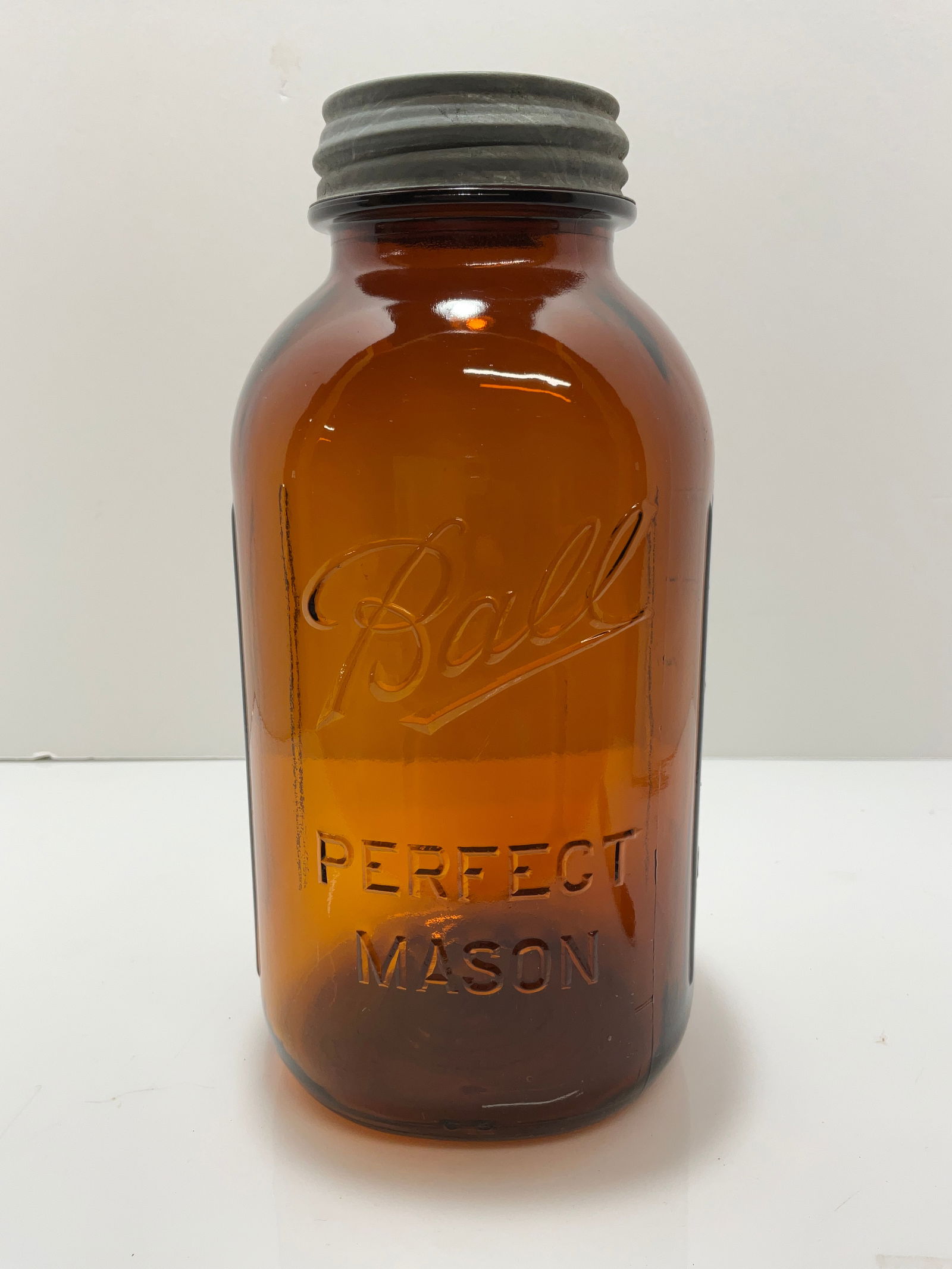 Amber Ball Perfect Mason, Half-Gallon Fruit Jar (1 of 4)