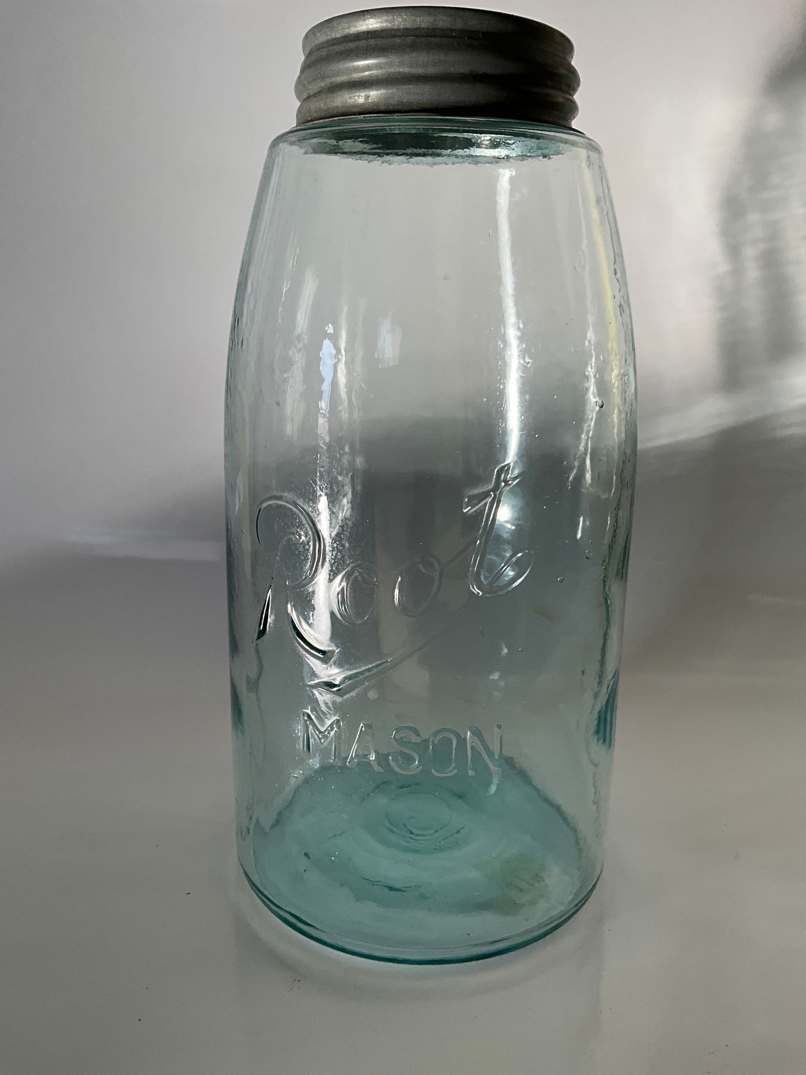 Half-Gallon Root Mason Jar (1 of 4)