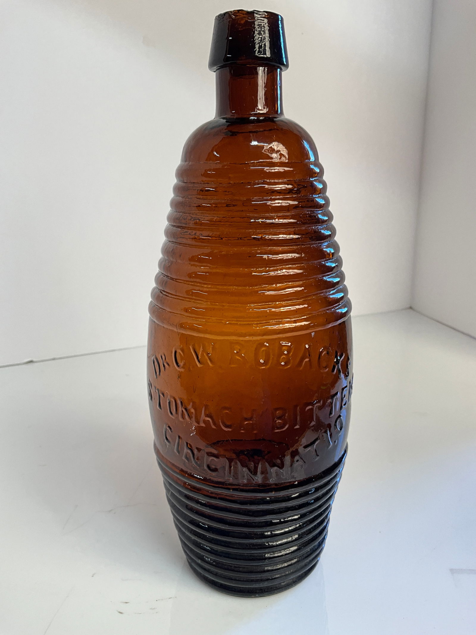 1870s Dr. C W Robacks Stomach Bitters, Cincinnati, Ohio Bottles (Large Size) (1 of 6)
