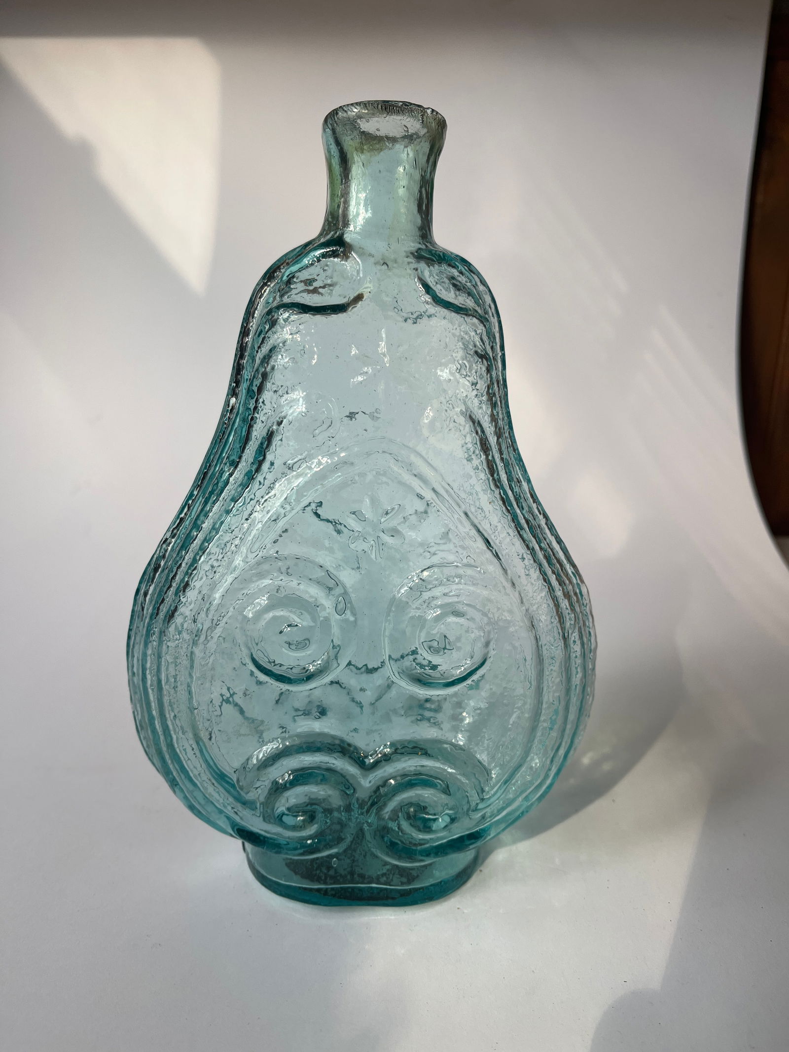 Quart aqua Scroll Flask, Iron Pontil (1 of 4)