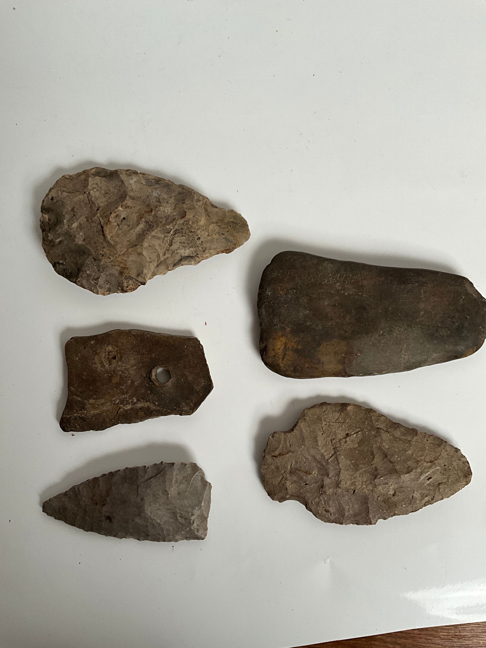 Lot of Native American Arrowheads and Misc. All from the Johnson Collection out of Bloomington Ind (1 of 2)