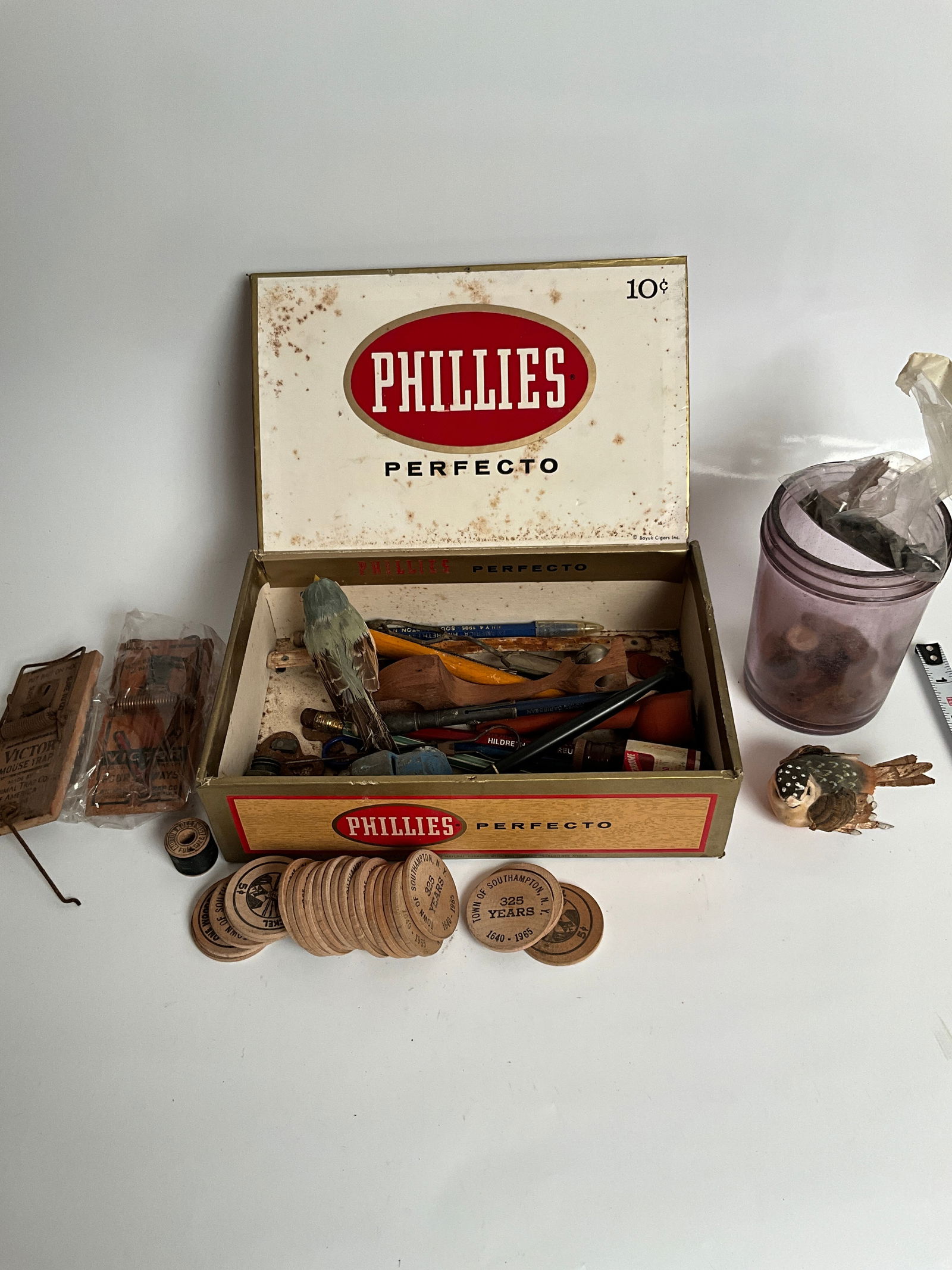 Cigar box full of miscellaneous items (1 of 5)