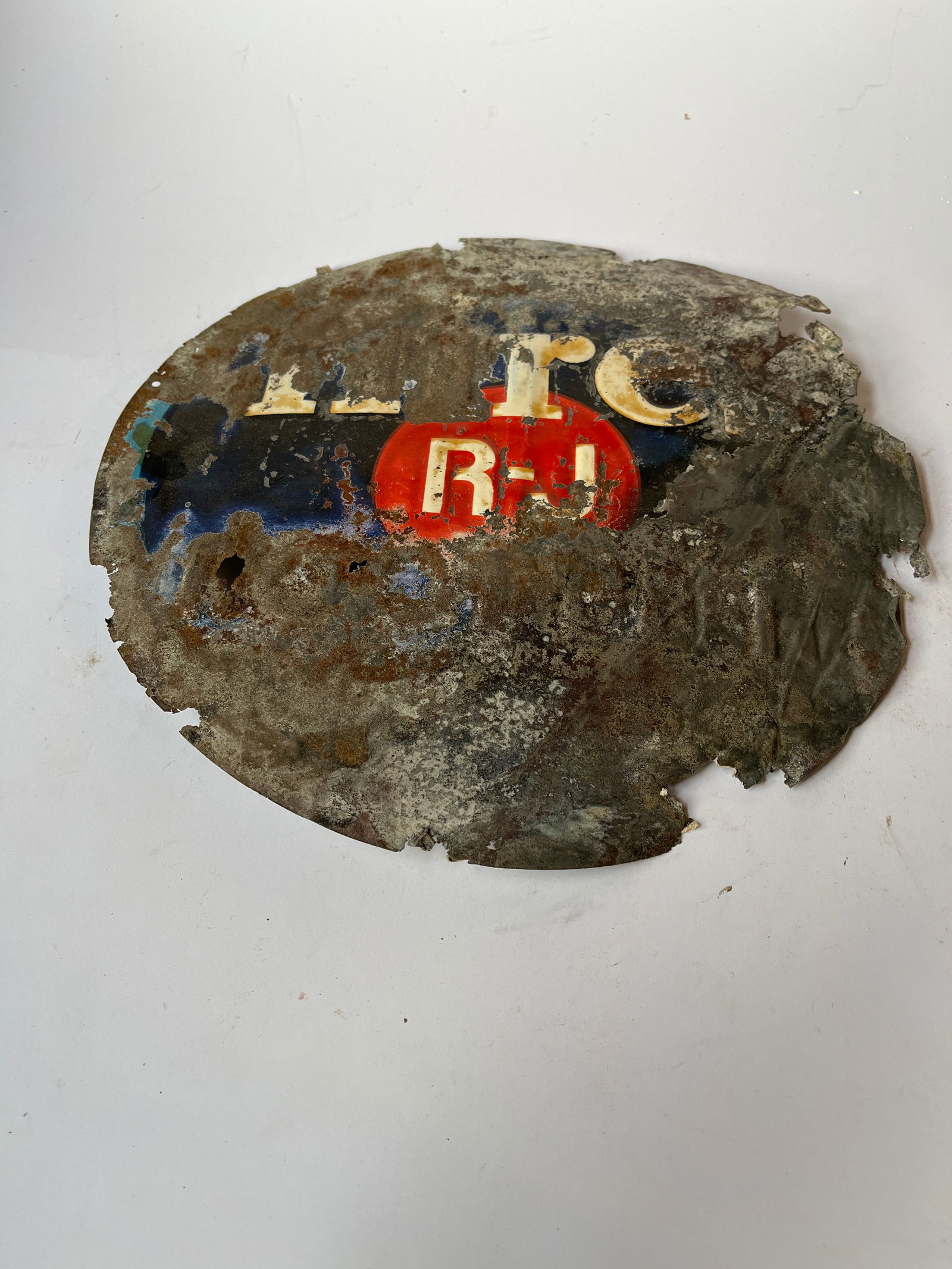 Rough  HIRES R-J ROOTBEER 12" round sign (1 of 3)