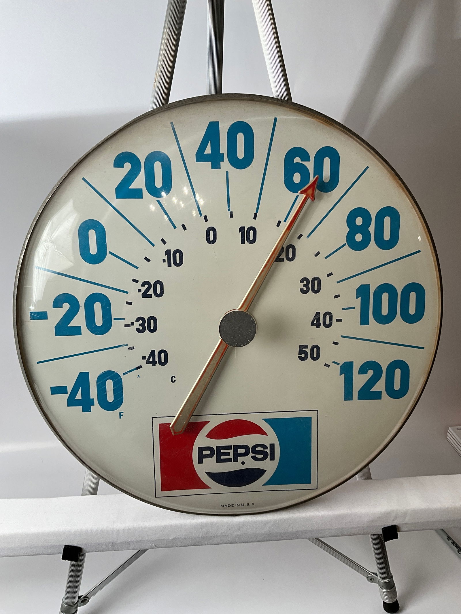 Vintage Pepsi Large 18" Round Wall Thermometer (1 of 6)