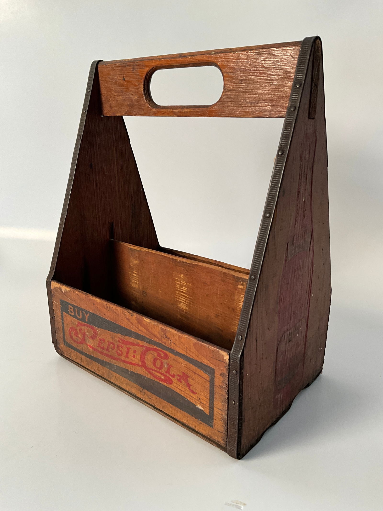 1940's Wooden Pepsi Two-Dot Cola Six-Pack Bottle Carrier (1 of 6)