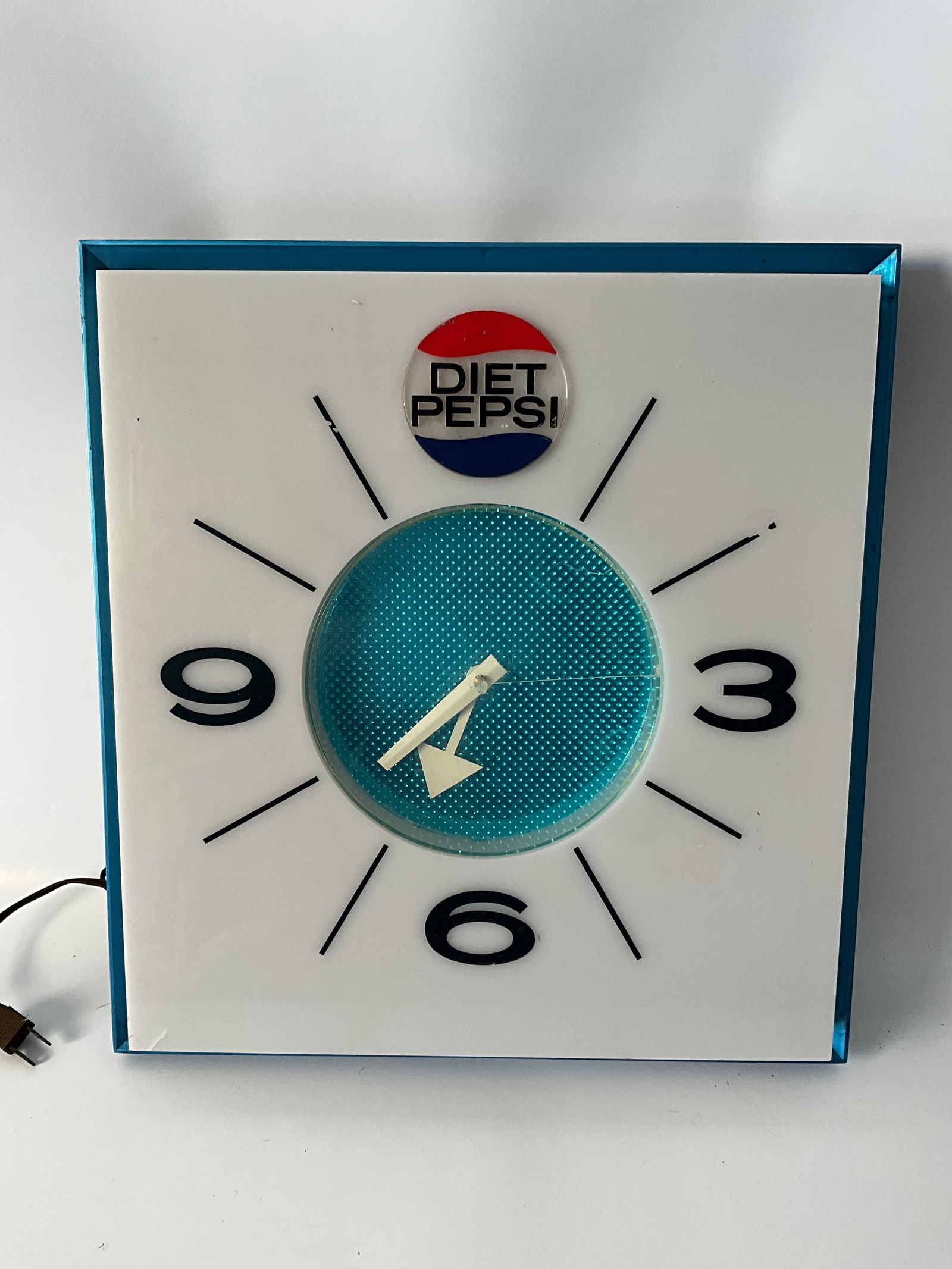Vintage Early Diet Pepsi Light-Up Soda Advertising Clock- WORKS! (1 of 4)