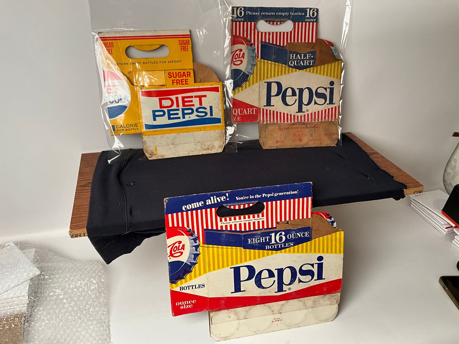Lot of 3 Pepsi Cardboard 6 pack carrying case (1 of 8)