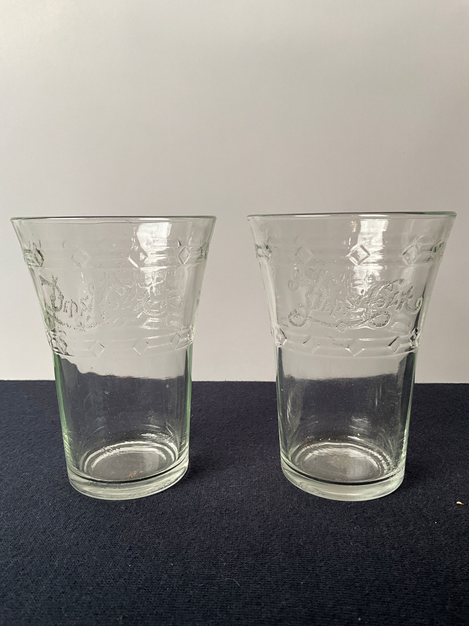 Lot of two Double Dot Early Pepsi Soda Advertising Fountain Glasses (1 of 6)
