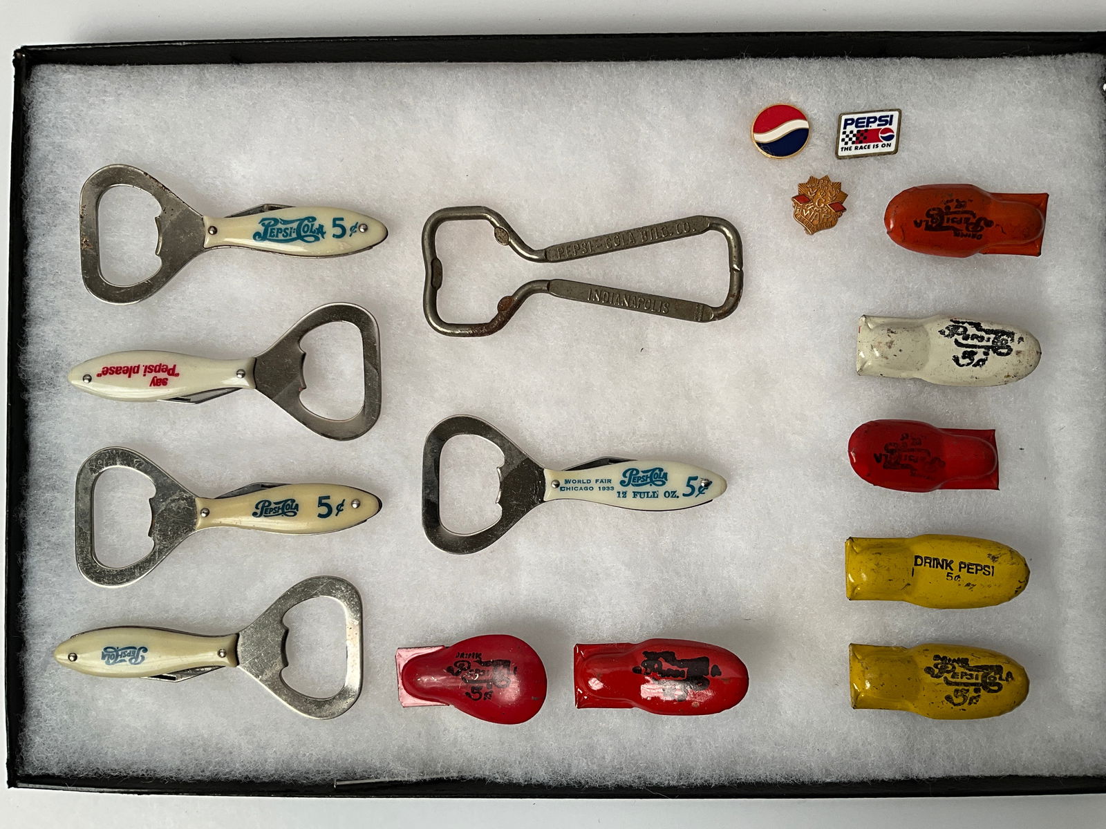 Lot of 16 Pepsi items, OPeners, pins and Clickers (1 of 5)